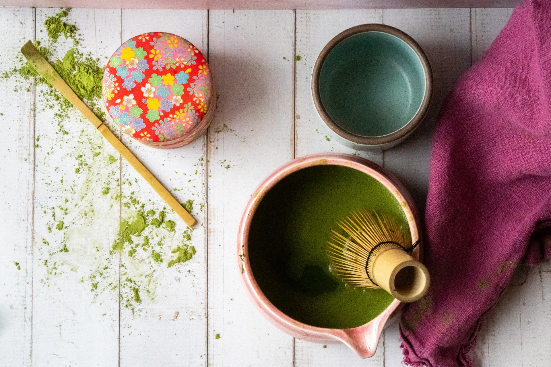 A warm matcha moment with traditional tools